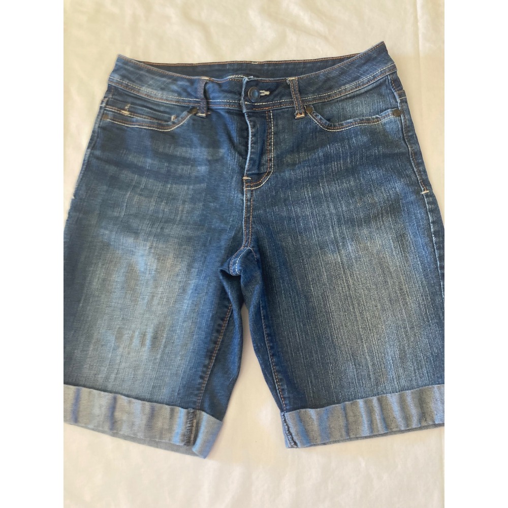 Faded Glory Women's Denim Bermuda Jean Shorts Authentic Blue Size 6